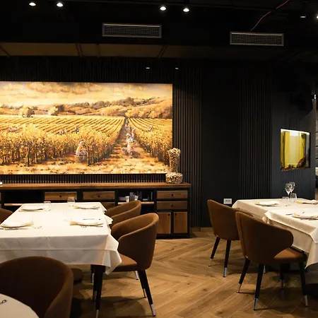 Pecina Stroga - Bjelica Winery 3* Sremski Karlovci